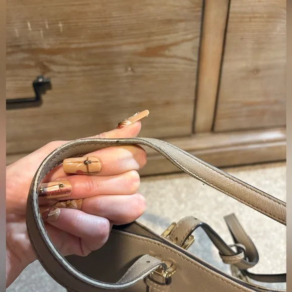 Michael Kors Beige Taupe Mirror MirroredTote Bag Shoulder Purse - Picture 8 of 14